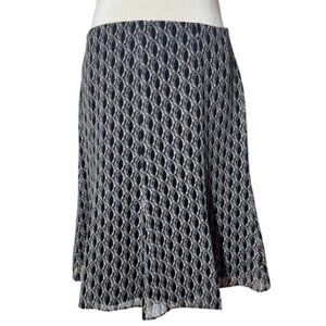 EXPRESS Black/White Silk Knee Length Geo Print Skirt Size 4